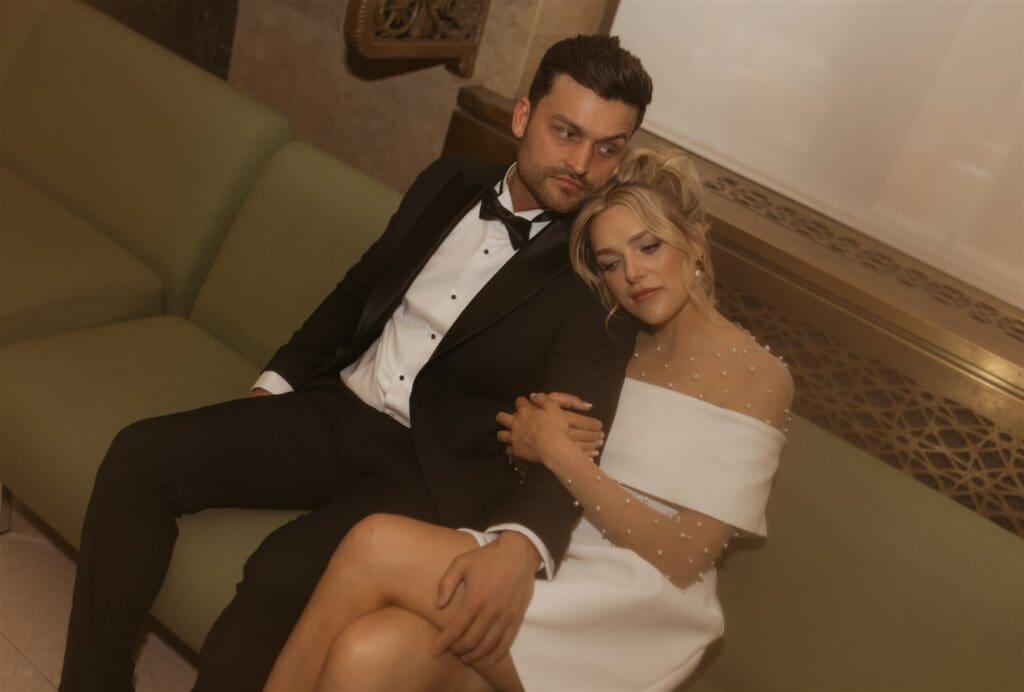 Just Married In Manhattan: A Sweet NYC City Hall Elopement
