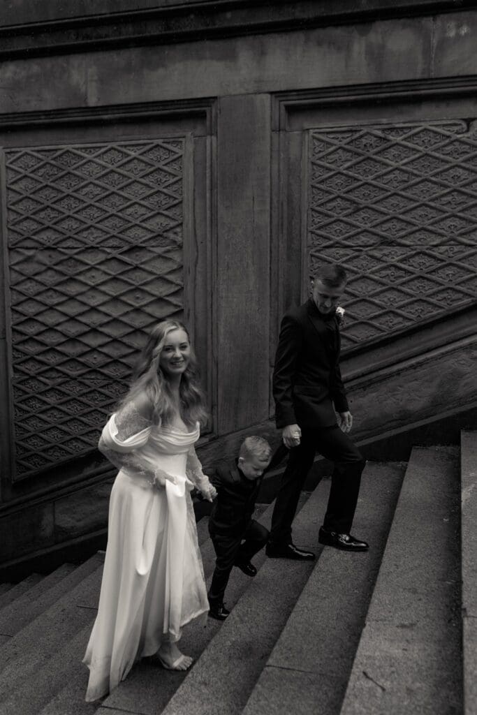 A Rainy Central Park Elopement That Felt Straight Out of a Romance Film