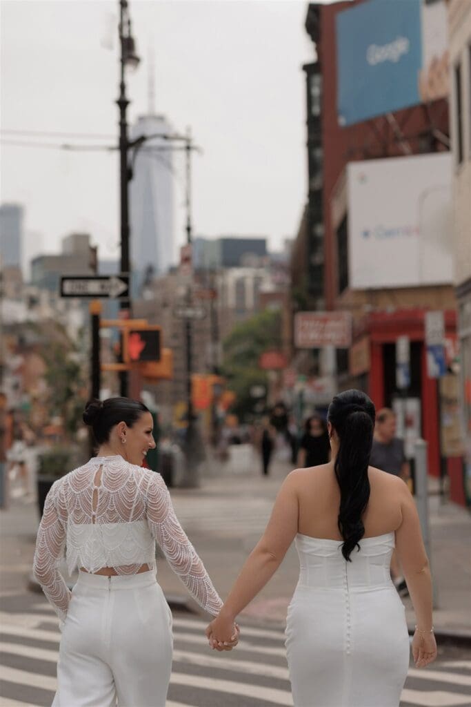 From Brooklyn Views to Ruby’s Cafe: Jess & Amy’s Manhattan City Hall Elopement