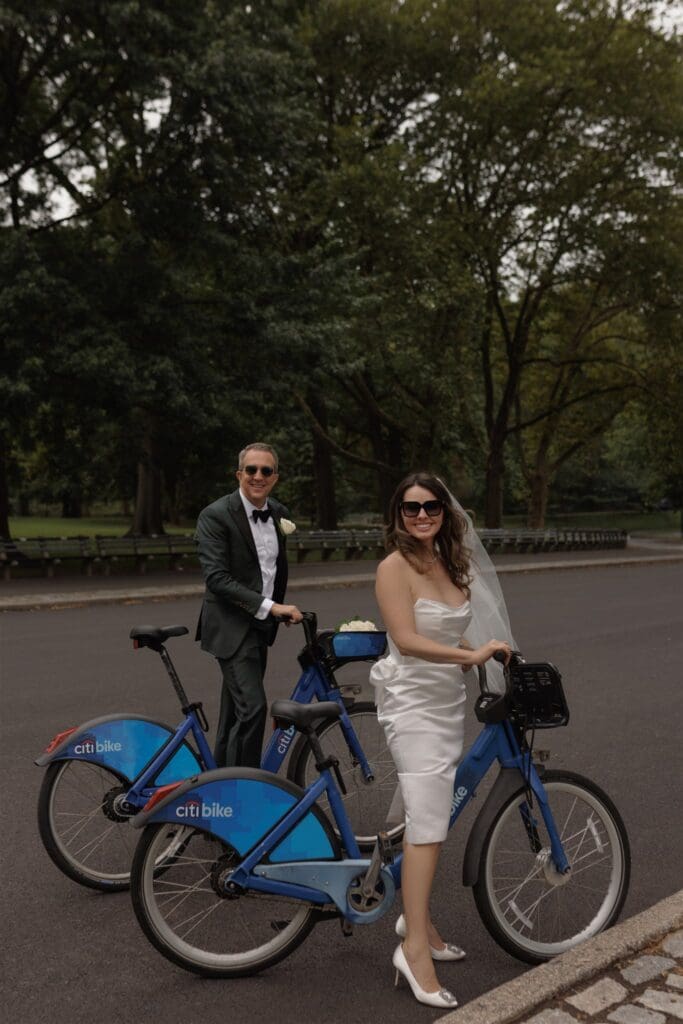 cute picture of the newlyweds exploring NY