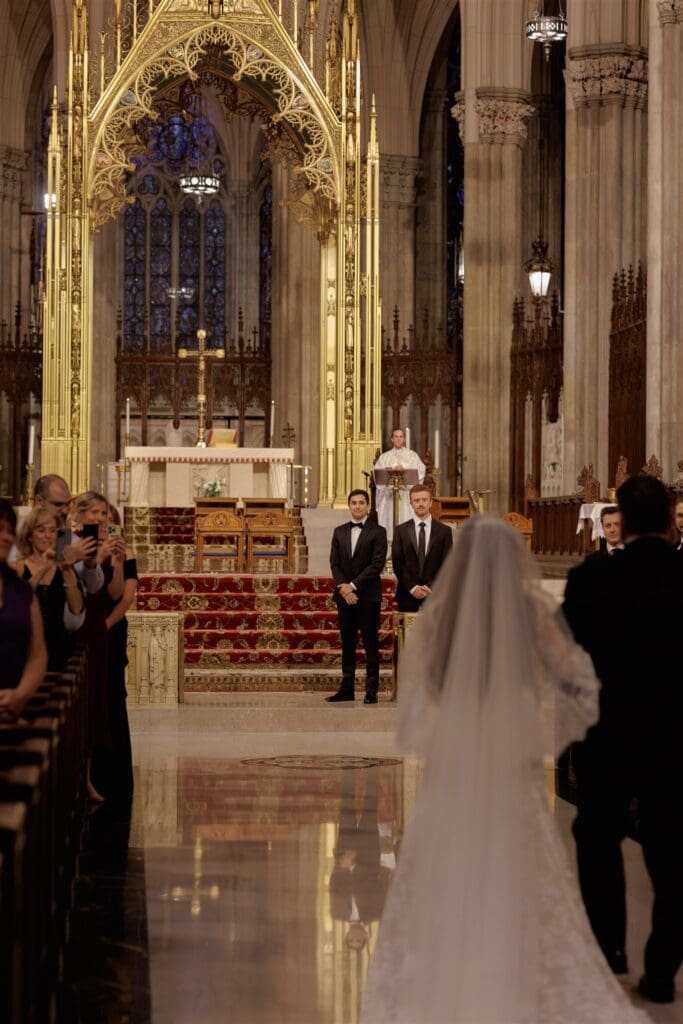 Austin & Krystal’s Classic Manhattan Wedding with a Modern Twist