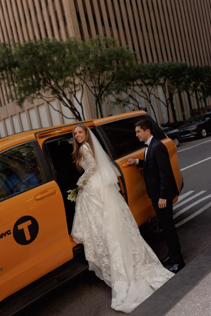 Austin & Krystal’s Classic Manhattan Wedding with a Modern Twist